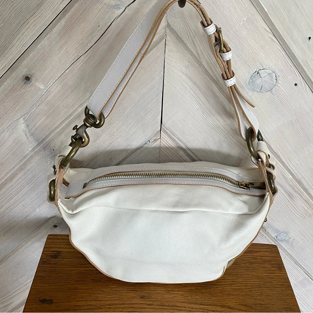 Marc Jacobs Off White Leather Shoulder Bag Made in Iltaly - Picture 4 of 16